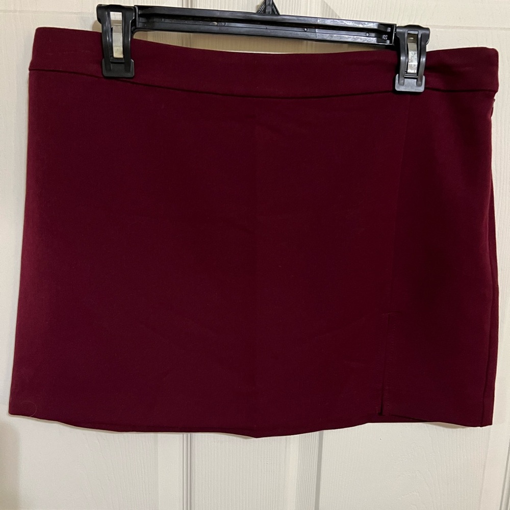 Steve Madden Solid Color Mini Skirt NWT